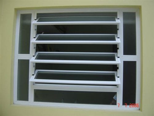 https://www.alumaresquadrias.com.br/products/uploads/_original/basculantes-622807.jpg