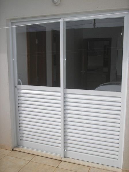 https://www.alumaresquadrias.com.br/products/uploads/_original/portas-348125.jpg