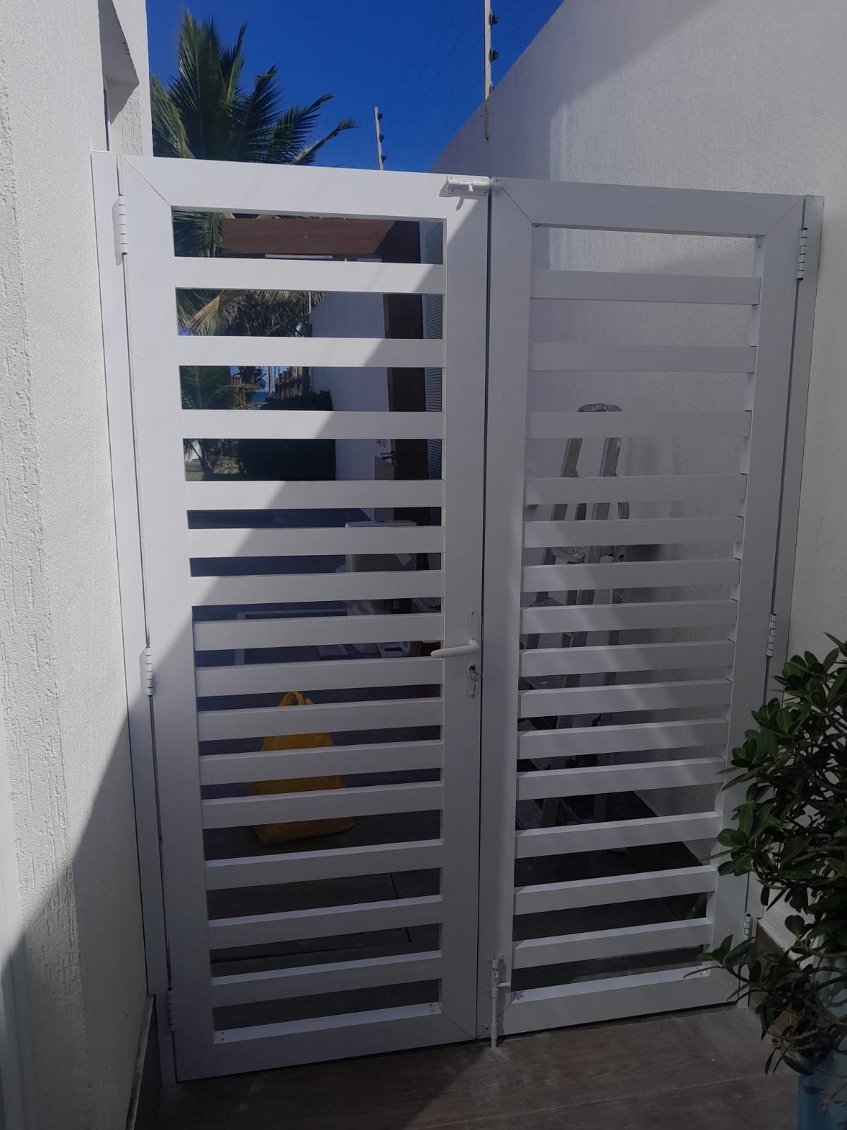 https://www.alumaresquadrias.com.br/products/uploads/_original/portoes-673118.jpg